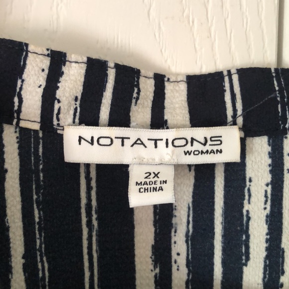 Woman’s fall notations V-neck blue and white striped blouse with hooked chain - Picture 6 of 14